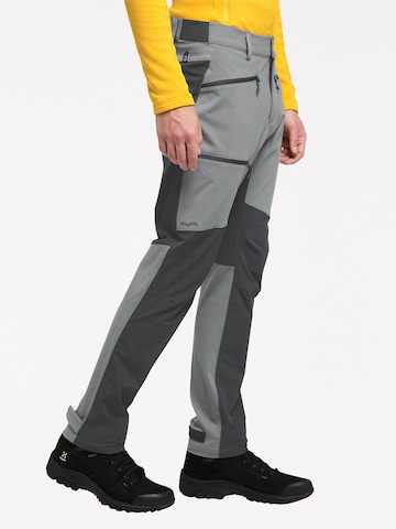 Haglöfs Slimfit Outdoorhose 'Rugged Flex' in Grau