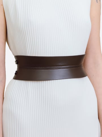 Haute Cuir - Cinturón 'Slim Sablier Corset Belt' en marrón