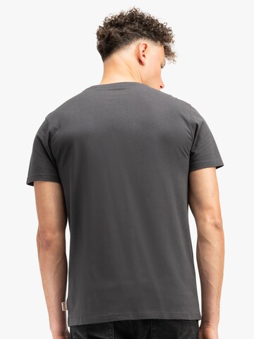 T-Shirt 'KAI ' LONSDALE en gris