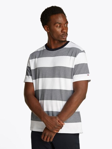 TOMMY HILFIGER T-Shirt in Weiß: Vorderseite