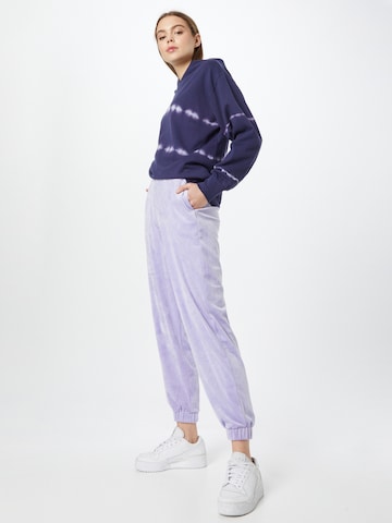 Effilé Pantalon Urban Classics en violet