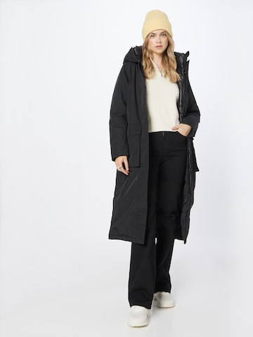 Didriksons Raincoat in Black