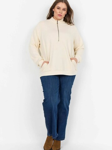 Wasabi Concept Collegepaita 'Sabina' värissä beige