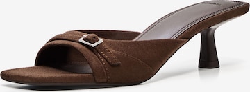 Bershka Pistokkaat värissä ruskea: etupuoli