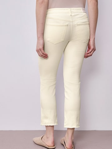 STREET ONE Slimfit Jeans 'Tilly' i beige