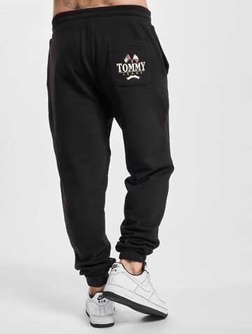 Tommy Jeans Tapered Broek in Zwart