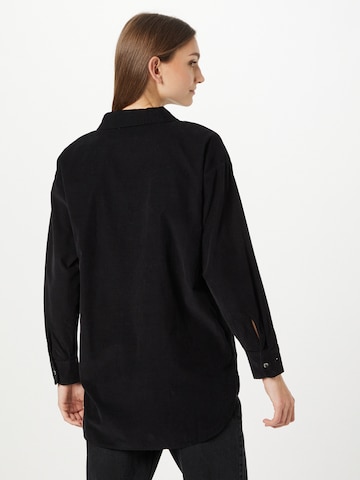 s.Oliver Blouse in Black