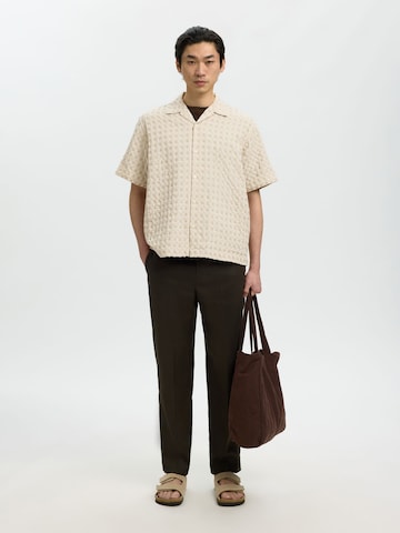 SELECTED Comfort Fit Hemd in Beige