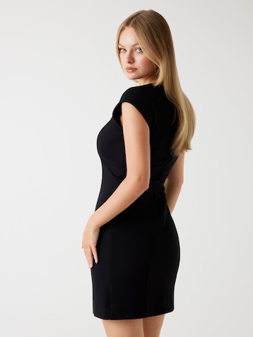 GUESS - Vestido 'CHRISSY' en negro