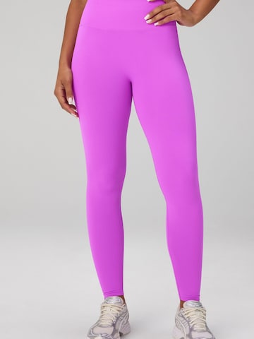 Fabletics Skinny Leggings `SEAMLESS SCRUNCH LEGGING` in Pink: Vorderseite