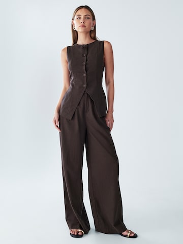 Willa Top 'RISE TUNIC TOP' in Bruin: voorkant