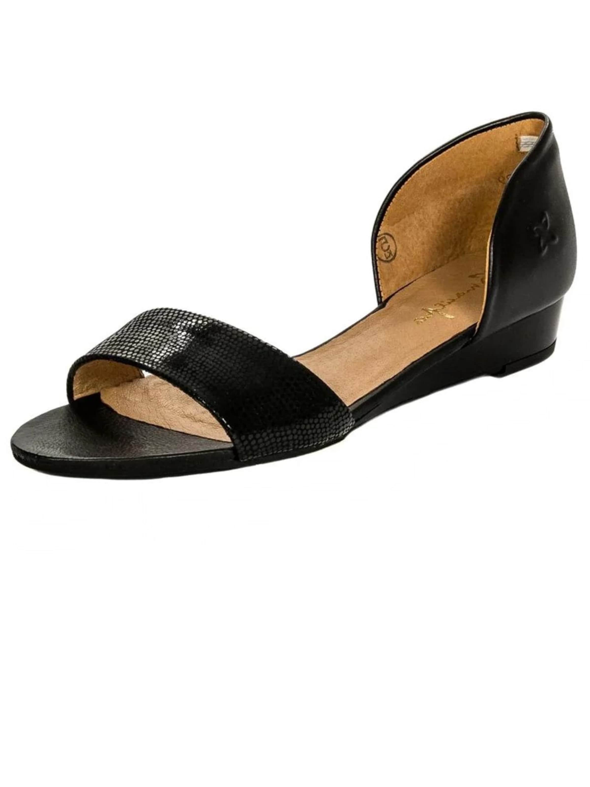 Maciejka Sandals '01971-11/00-5' in Black: front
