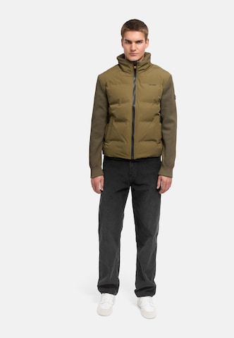 Veste d’hiver 'Eeron XX' STONE HARBOUR en vert