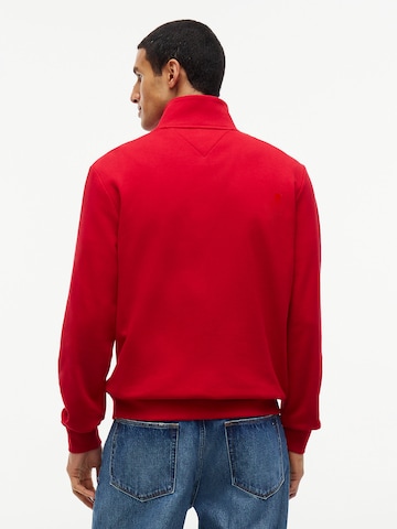 TOMMY HILFIGER Sweatshirt in Rot