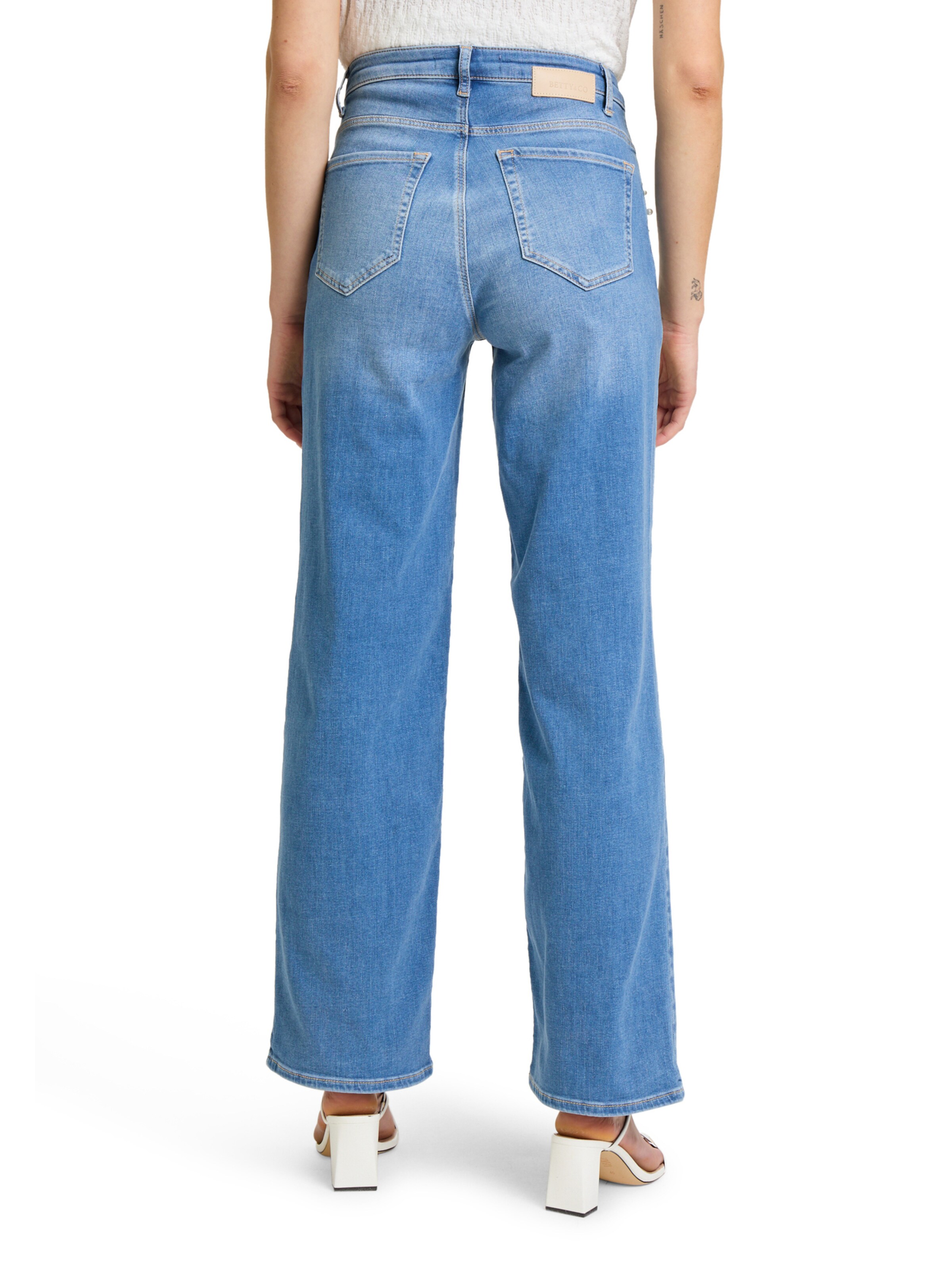 Loosefit Jeans di Betty & Co in blu