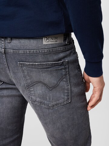 Coupe slim Jean 'Piers' TOM TAILOR DENIM en gris