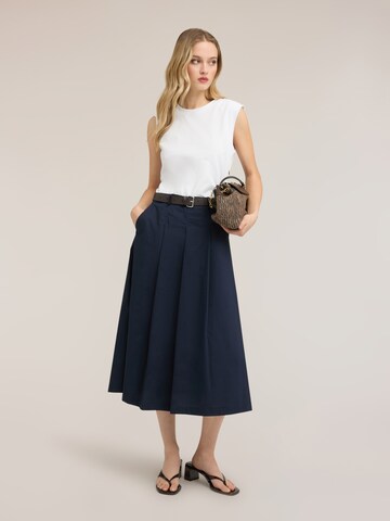 Robe MOTIVI en noir