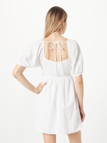 Robe d’été 'POPPY' Cotton On en blanc