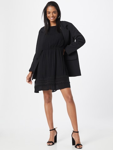 Robe 'Hanna' ABOUT YOU en noir