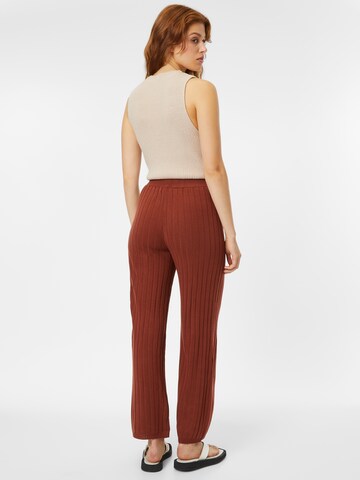 Loosefit Pantaloni 'Tessa' di ONLY in rosso