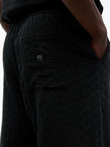 Pull&Bear Loosefit Broek in Zwart