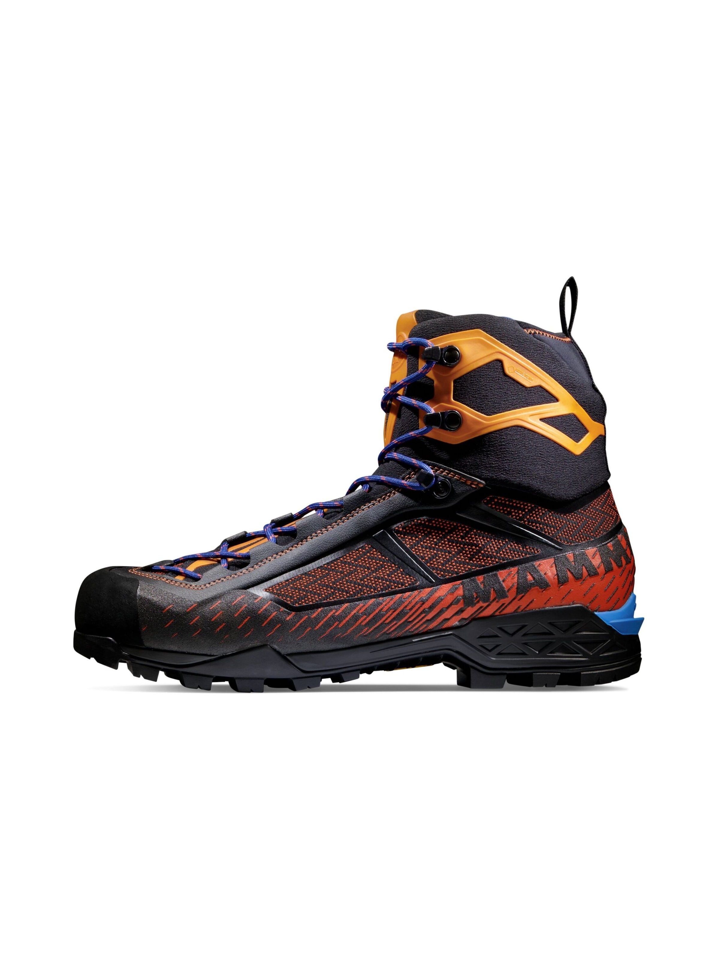 MAMMUT Boots 'Taiss' in Black: front