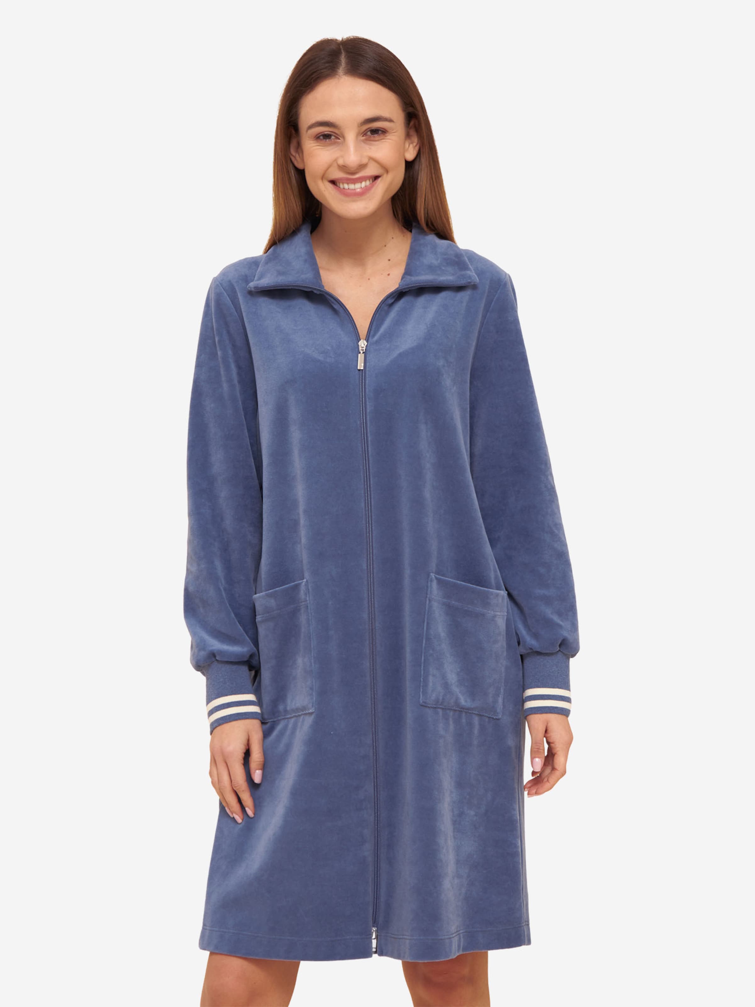Rösch Short Bathrobe ' Nicki ' in Blue: front