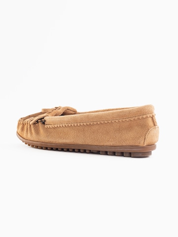 Minnetonka - Mocassins 'Thunderbird' em castanho