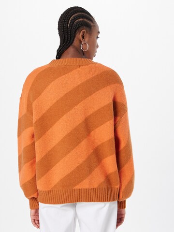 Warehouse Pullover i orange