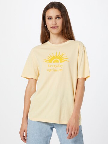 T-shirt 'Ellie' Gina Tricot en jaune : devant