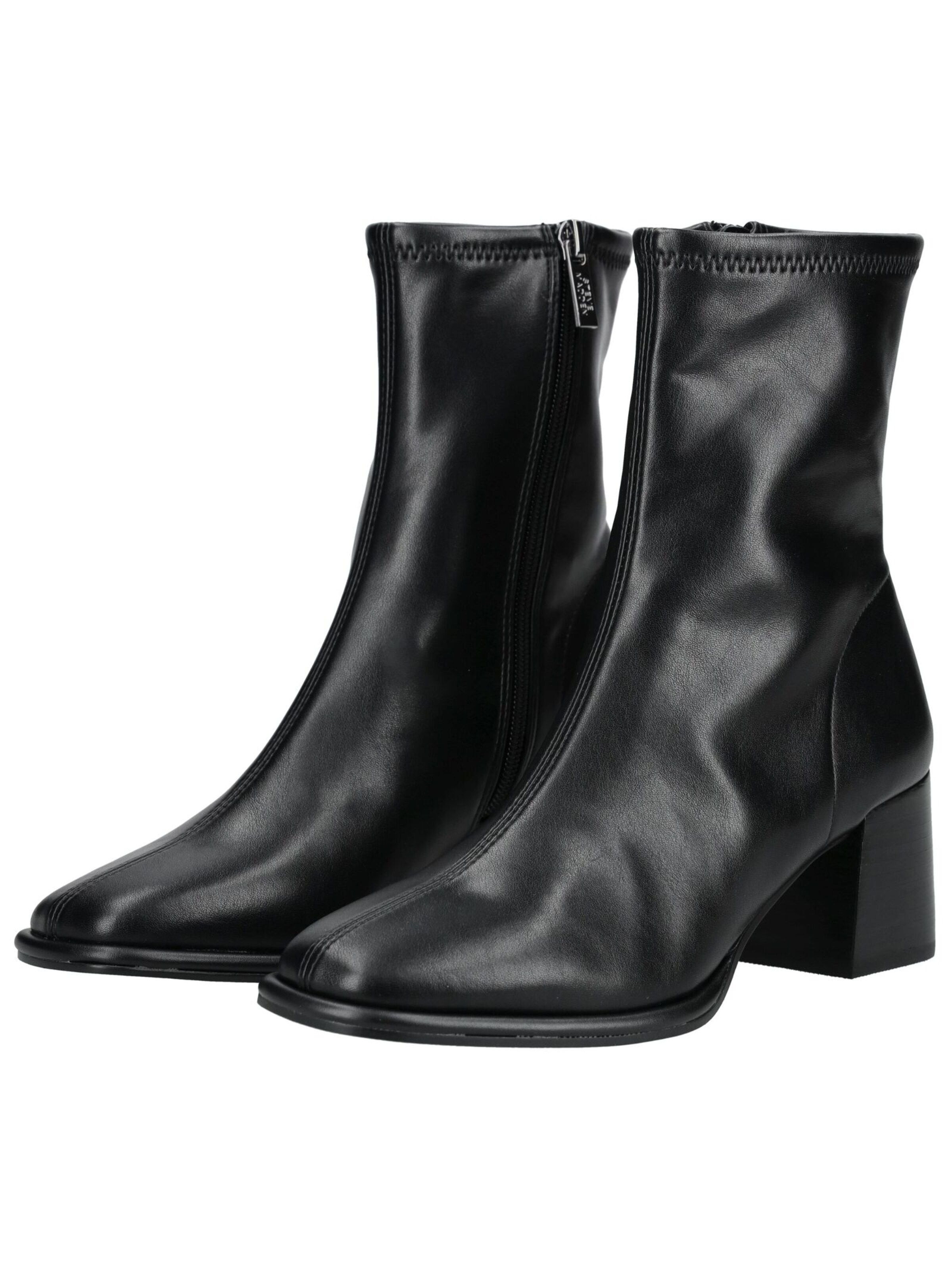 STEVE MADDEN Ankle boots in Black