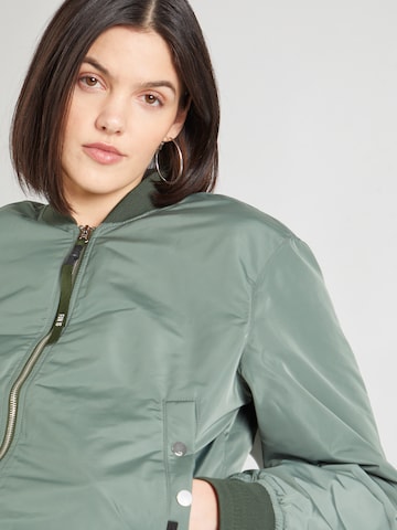 Veste mi-saison QS en vert