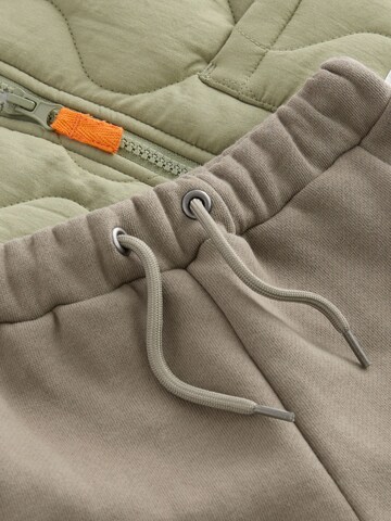 Next Set in Beige
