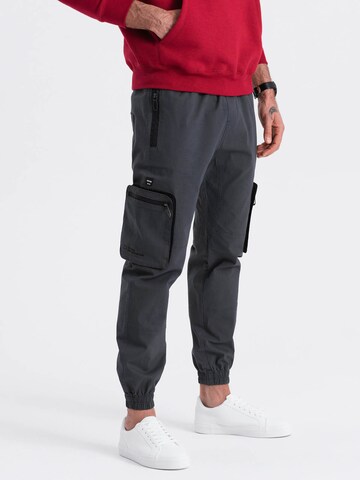 Ombre Tapered Trousers 'OM-PAJO-0135' in Grey