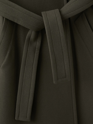 Cappotto di mezza stagione 'TRAVIATA' di MANGO in verde