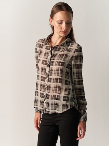 Camicia da donna di KOROSHI in grigio