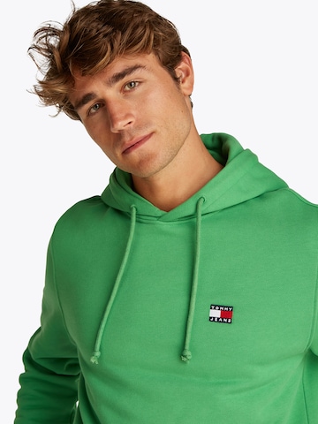 Tommy Jeans Sweatshirt in Green