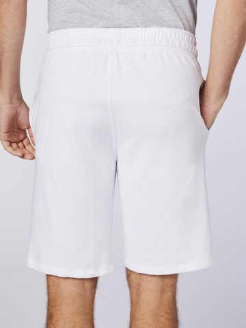 Oklahoma Jeans Regular Shorts in Weiß