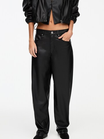 Wide leg Pantaloni di Pull&Bear in nero: frontale