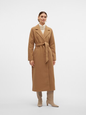 VERO MODA Overgangsfrakke 'VMFORTUNEAYA' i brun: forside