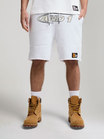 Loosefit Pantalon AND1 en gris : devant