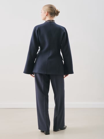 MANUKA Between-Seasons Coat in Blue