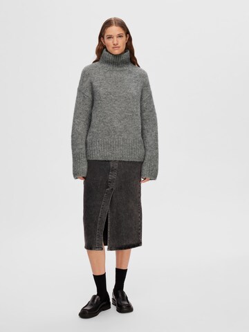 SELECTED FEMME - Jersey 'SLFGABELLA' en gris