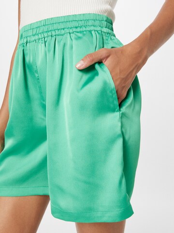 Loosefit Pantaloni di Moves in verde