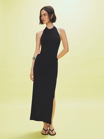 Bershka Mekko värissä musta: etupuoli