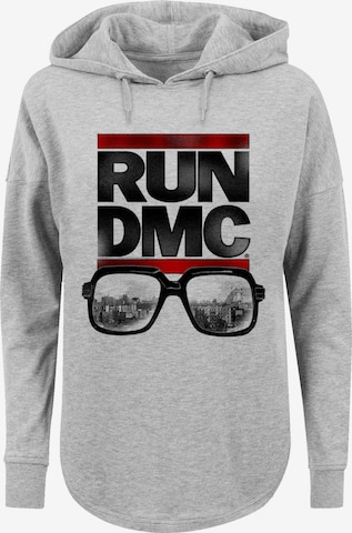 F4NT4STIC Sweatshirt in Grijs: voorkant