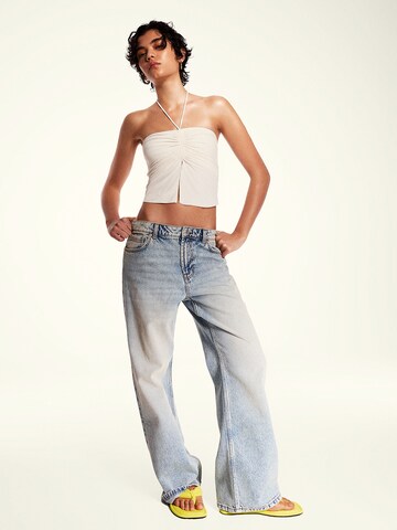 Top di Bershka in bianco