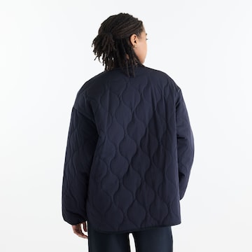 new balance - Chaqueta de entretiempo 'Quilted Bomber' en azul