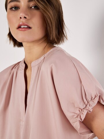 Apricot Ruffle Sleeve Woven T-Shirt ' ' in Pink