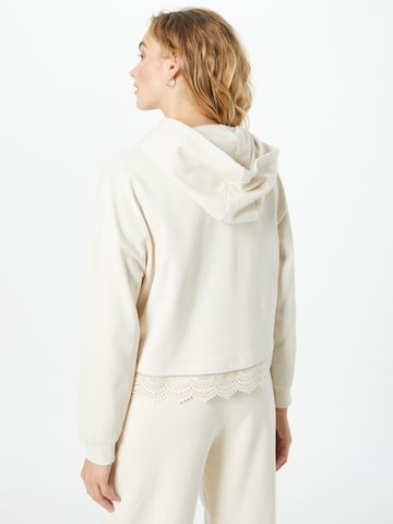 ABOUT YOU Sweatshirt 'Letizia' i hvid